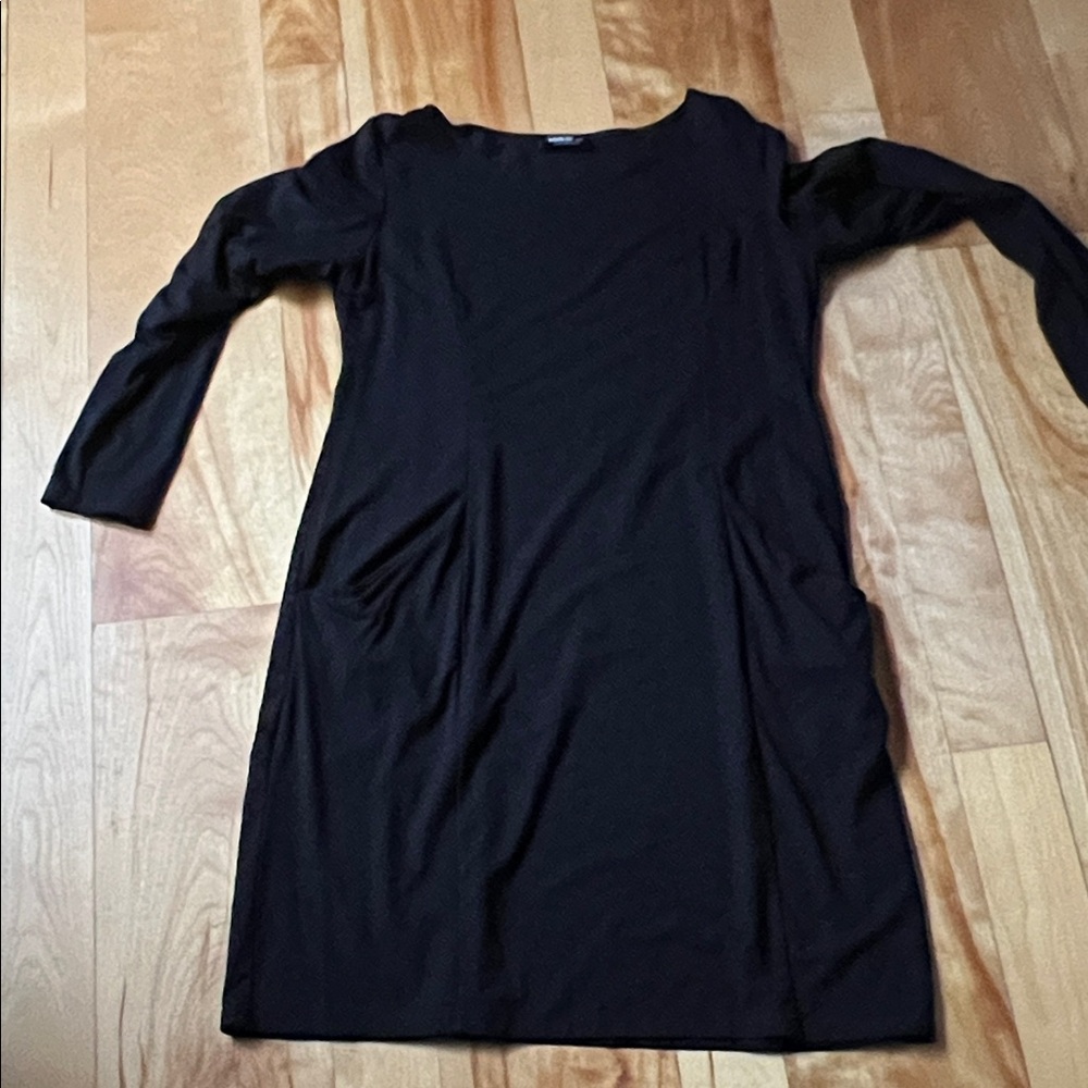 Classic Miik Black Long-Sleeve Women's Dress